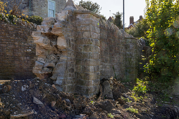 Wall 011