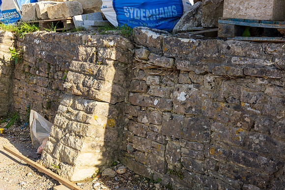 Wall 035