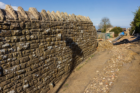 Wall 001